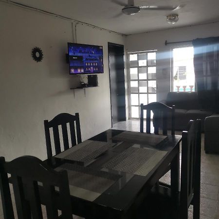 Casa Marthita Appartement Cozumel Buitenkant foto